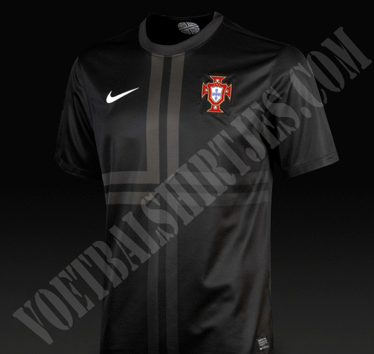 Camiseta Portugal 2013-2014 negra 