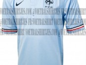 NOUVEAU MAILLOT EXTERIEUR 2013/2014 EQUIPE DE FRANCE