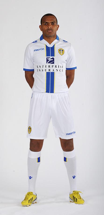 Leeds United home kit 2013 2014