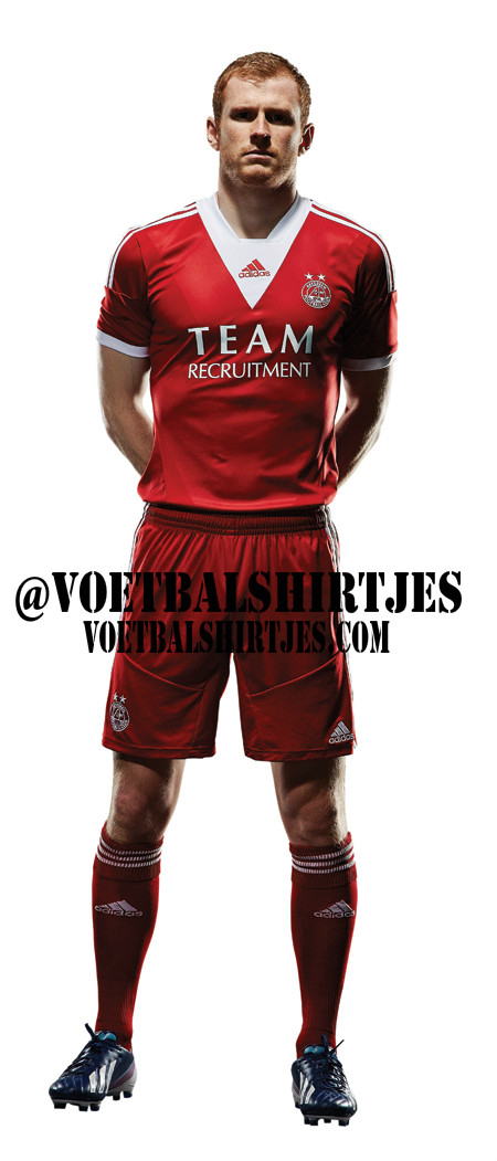 Aberdeen FC home kit 13 14