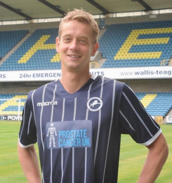 Millwall home kit 2013-2014