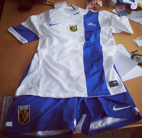 Vitesse uitshirt 2014