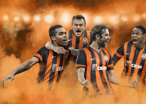 Shakhtar Donetsk thuisshirt 2013/2014 - Voetbalshirtjes.com