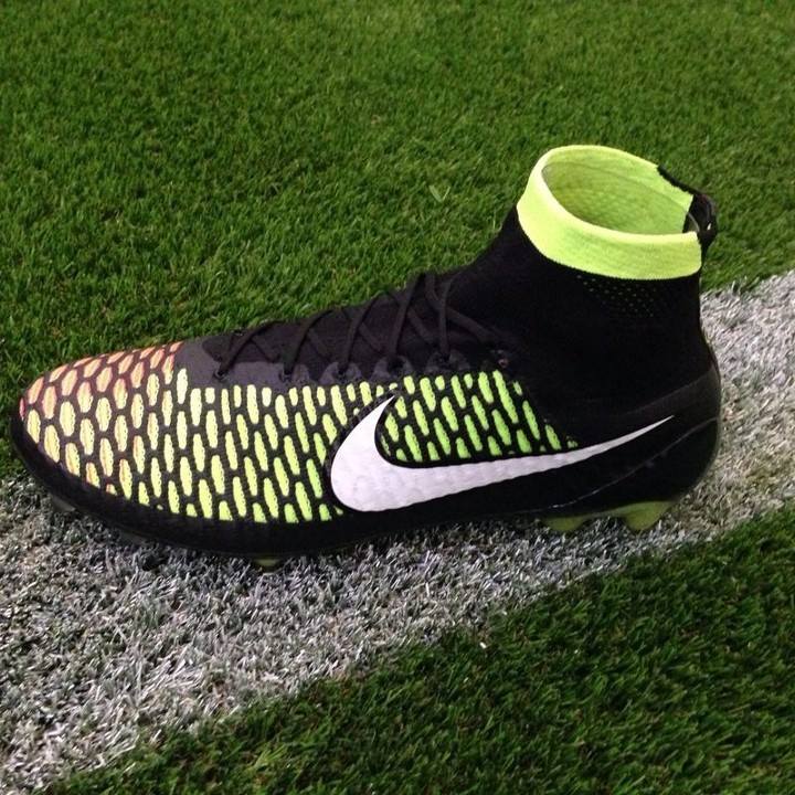 Magista Hyperpunch Volt Black