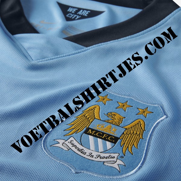 Manchester city kit 2015 chest