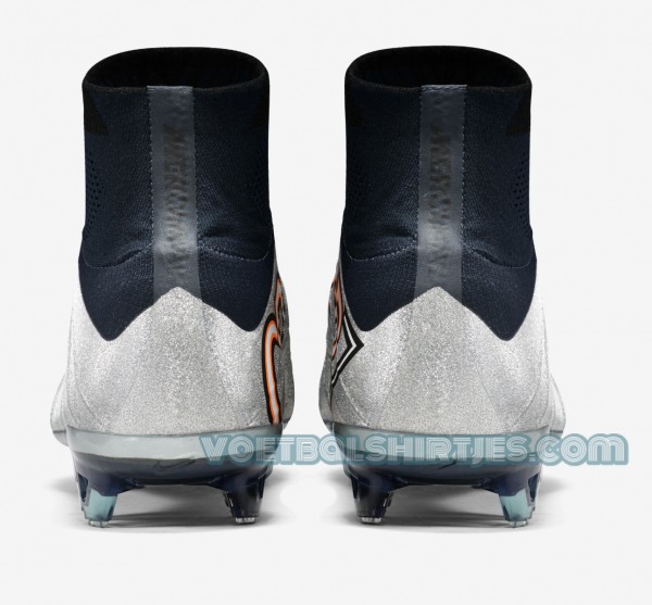 CR7 voetbalschoenen zilver