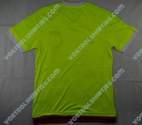 ajax uitshirt 15 16 achterkant