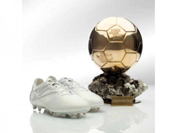 Messi 15 voetbalschoenen Platinum
