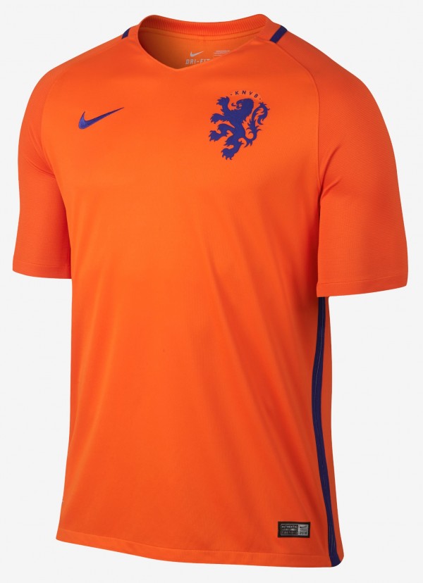 Trunk bibliotheek Mijlpaal meer en meer Nederlands Elftal shirt 2016 - 2017 Oranje thuisshirt 16/17