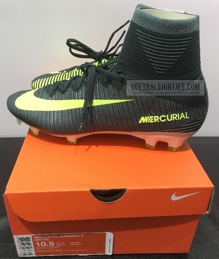 CR7 Mercurial Superfly