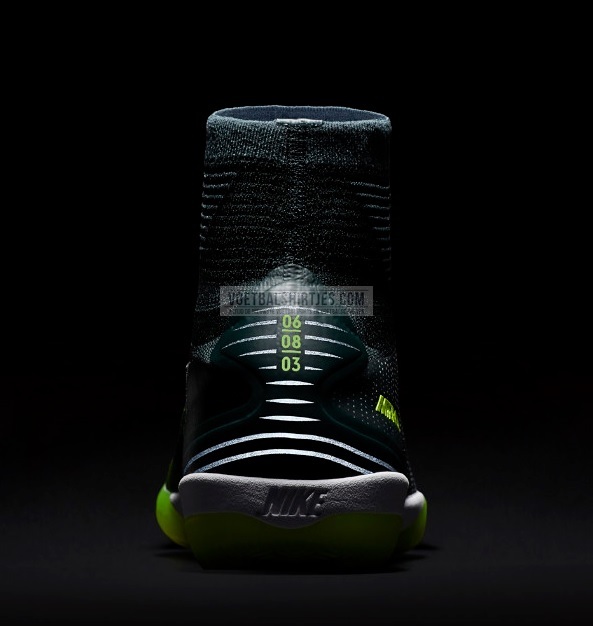 CR7 futsal Mercurial Superfly