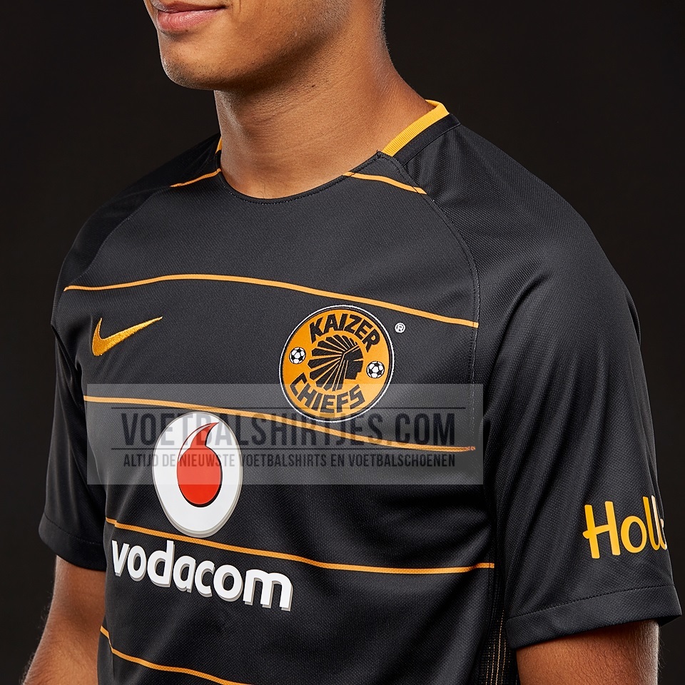 Kaizer Chiefs away kit 17-18