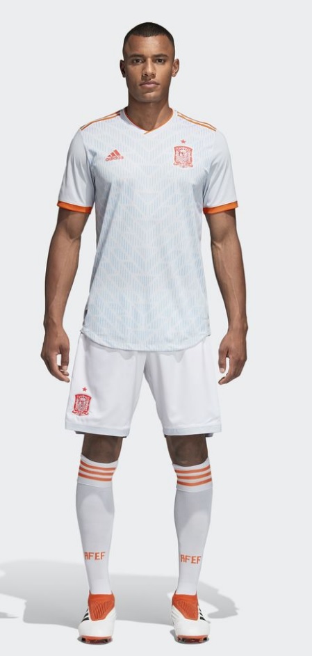 Spanje tenue 18-19