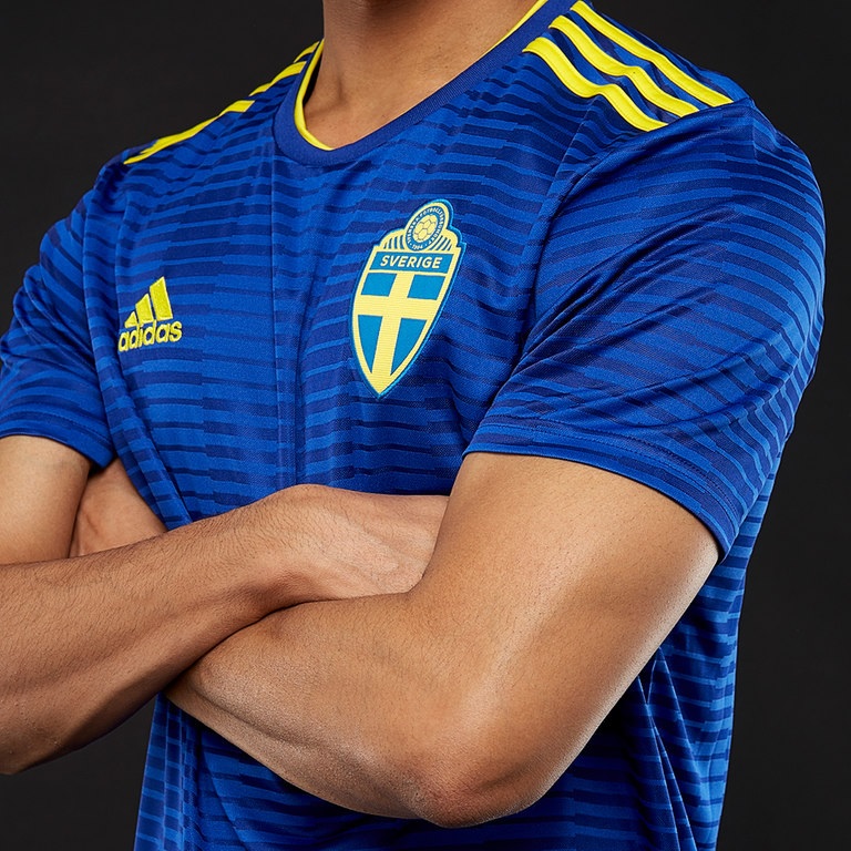 Sweden away kit 2018